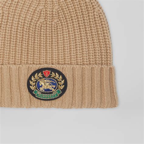 burberry crest knit hat